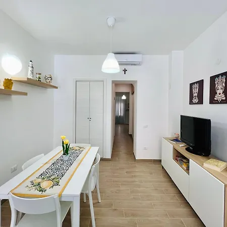 Domus Livi Pensionat Cinisi